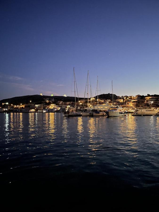 Marina Castellana * Chalki Town